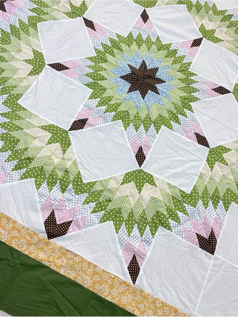 Handmade Spiral Texas Lone Star 100%Cotton Queen size Patchwork Quilt Top/Topper - Picture 2 of 4